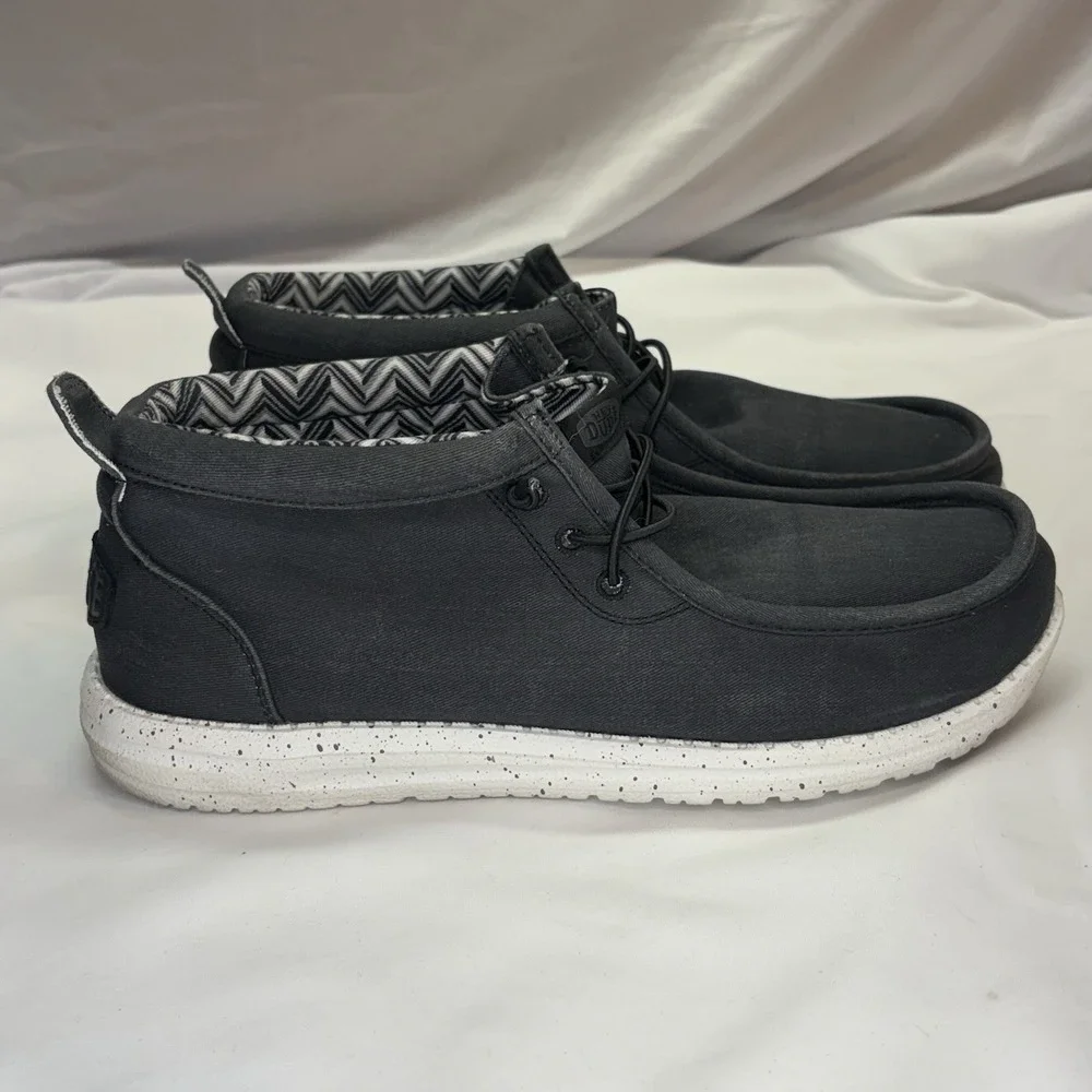 Hey Dude Wally Mid Canvas Shoes Mens Size 9 Gray Slip-On Casual Lightweight